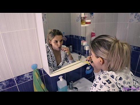 ❤️ פריצה עם צעירים בפיג'מה מסתיימים אוראלי בהצטיינות בתחת - לי שחור ❤️ סתם פורנו ב-iw.pornoklinge.ru ❌